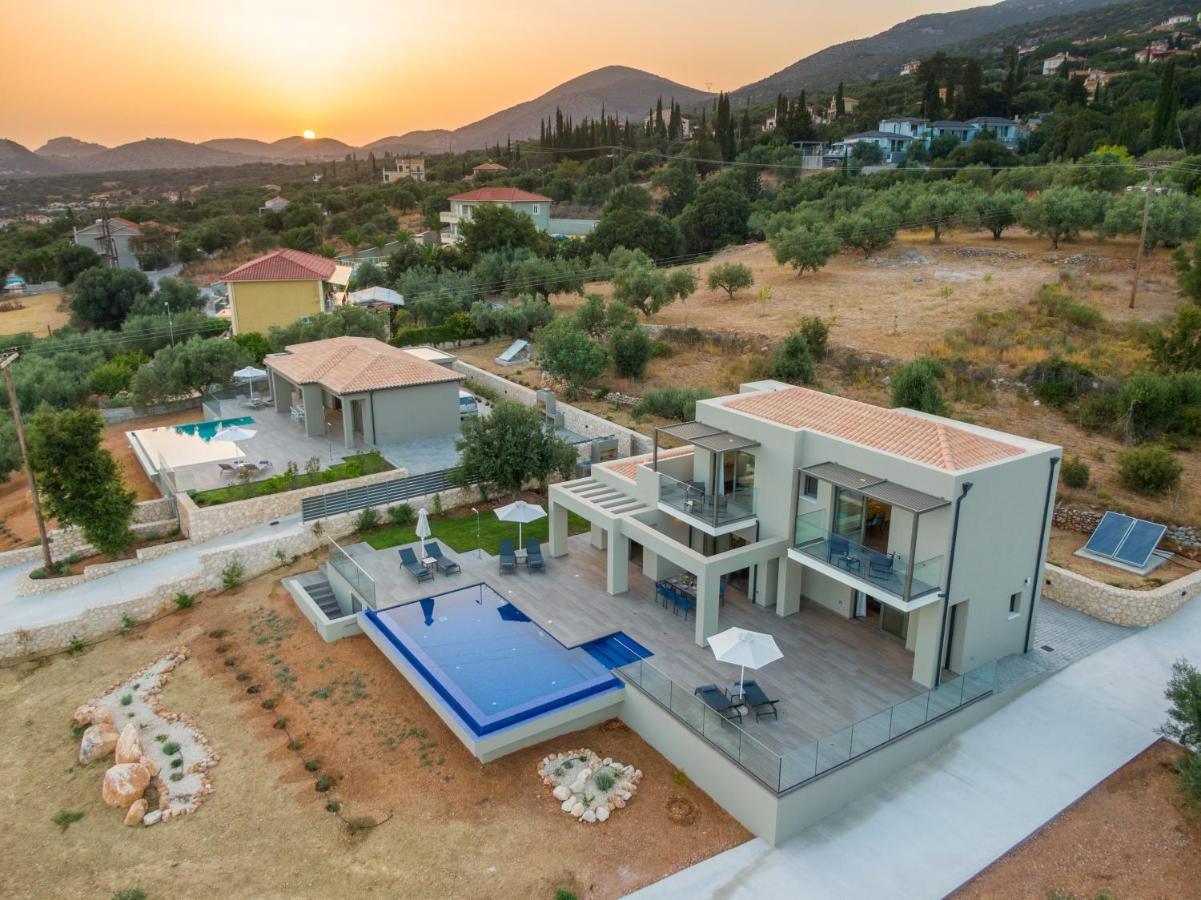 Villa Shades Of Blue ตราเปซากิ ภายนอก รูปภาพ